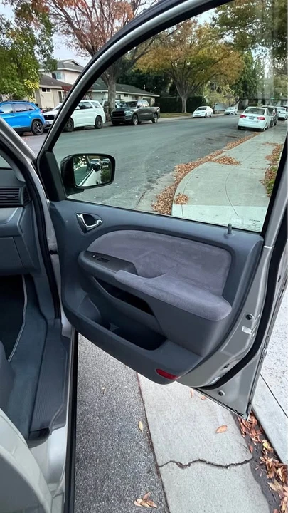 2005 Honda Odyssey - Image 17 of 17