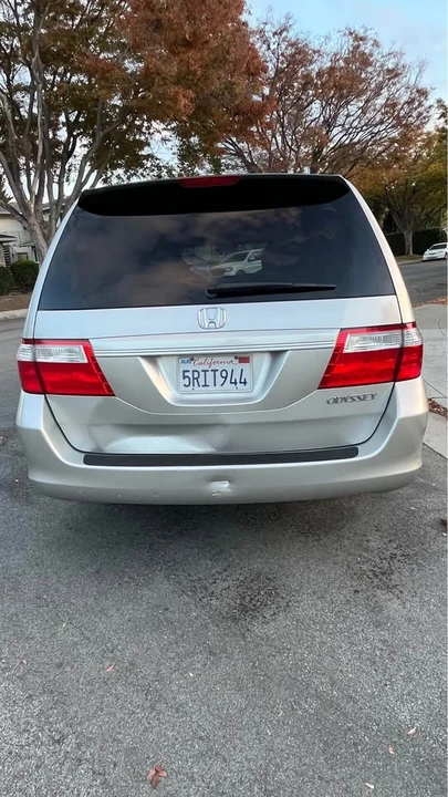 2005 Honda Odyssey - Image 4 of 17