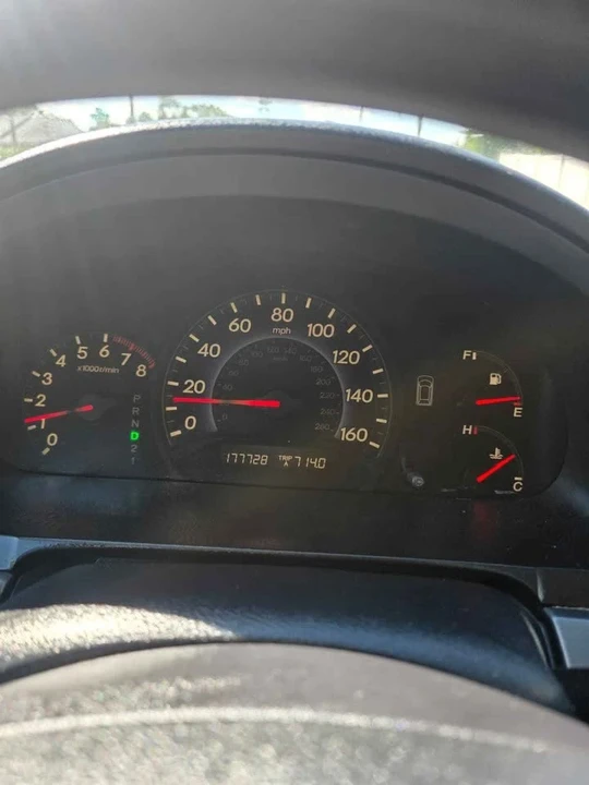 2005 Honda Odyssey - Image 15 of 15