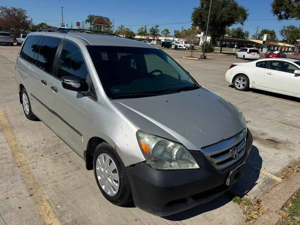 2005 Honda Odyssey - Image 5 of 12