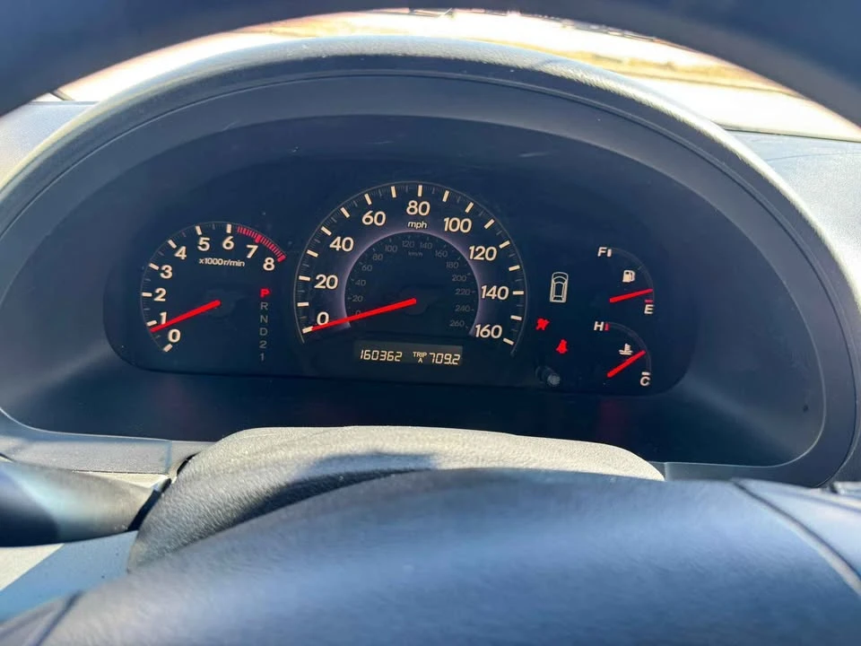 2005 Honda Odyssey - Image 9 of 12