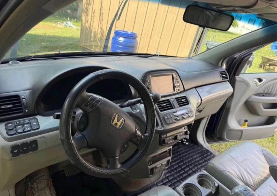 2005 Honda Odyssey - Image 6 of 13