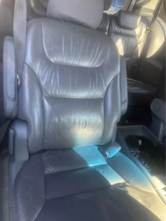 2005 Honda Odyssey - Image 6 of 8
