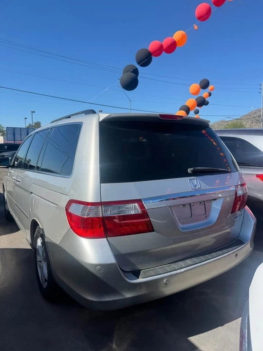 2005 Honda Odyssey - Image 3 of 8