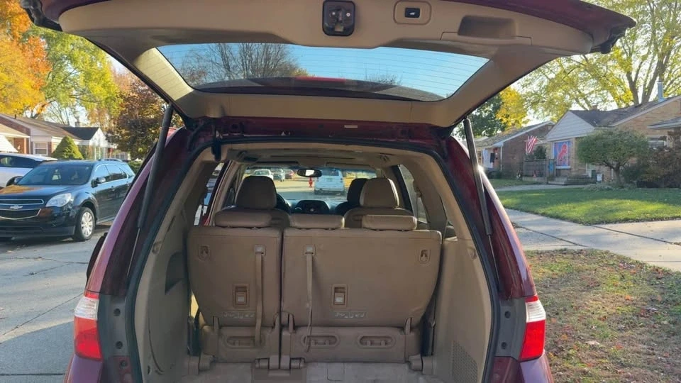 2005 Honda Odyssey - Image 7 of 8