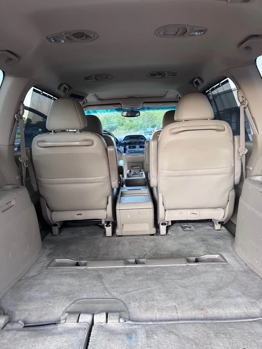 2005 Honda Odyssey - Image 14 of 20