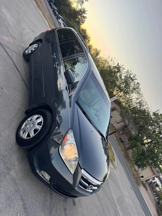 2005 Honda Odyssey - Image 2 of 20