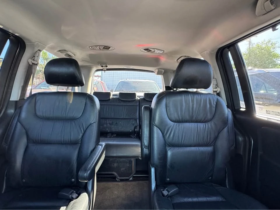 2005 Honda Odyssey - Image 10 of 10