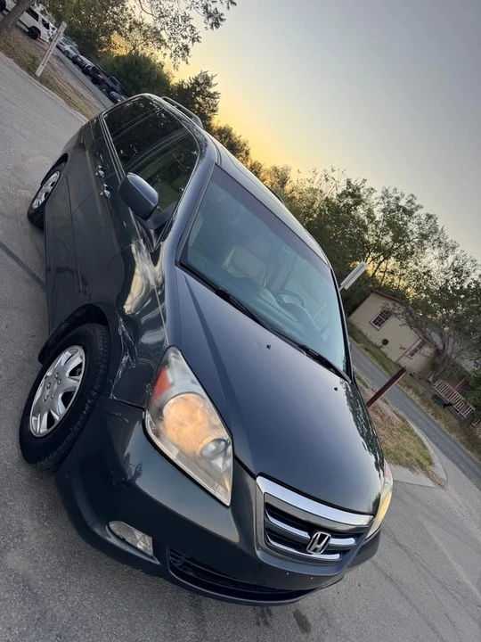 2005 Honda Odyssey - Image 3 of 20
