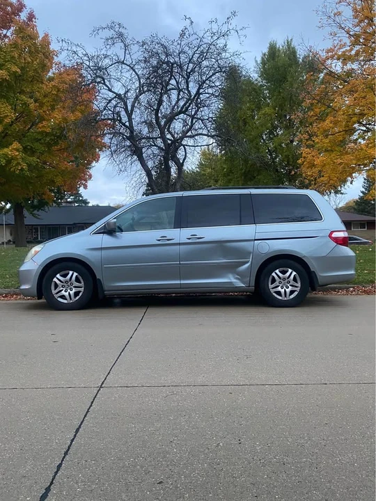 2005 Honda Odyssey - Image 8 of 16
