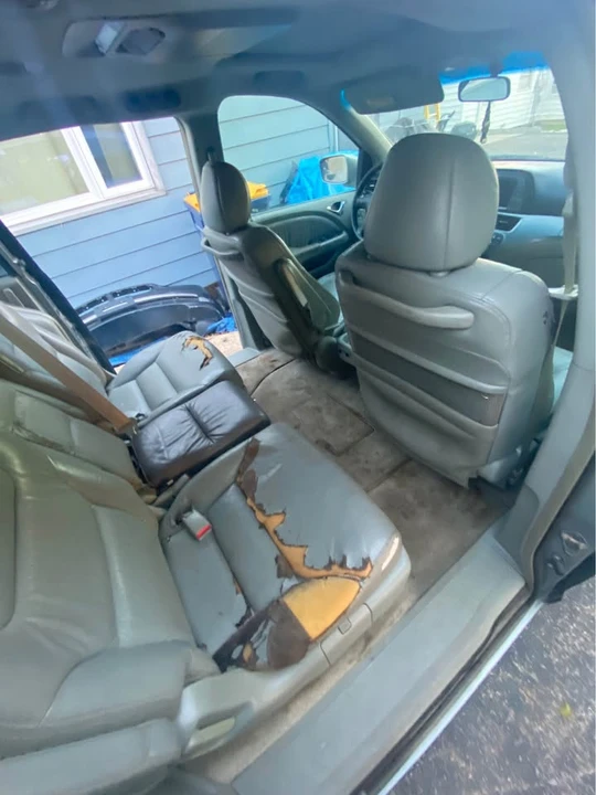 2005 Honda Odyssey - Image 13 of 16