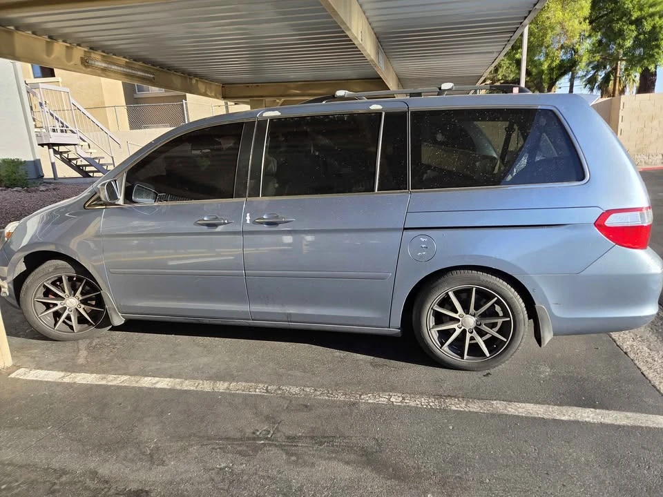 2005 Honda Odyssey - Image 5 of 8
