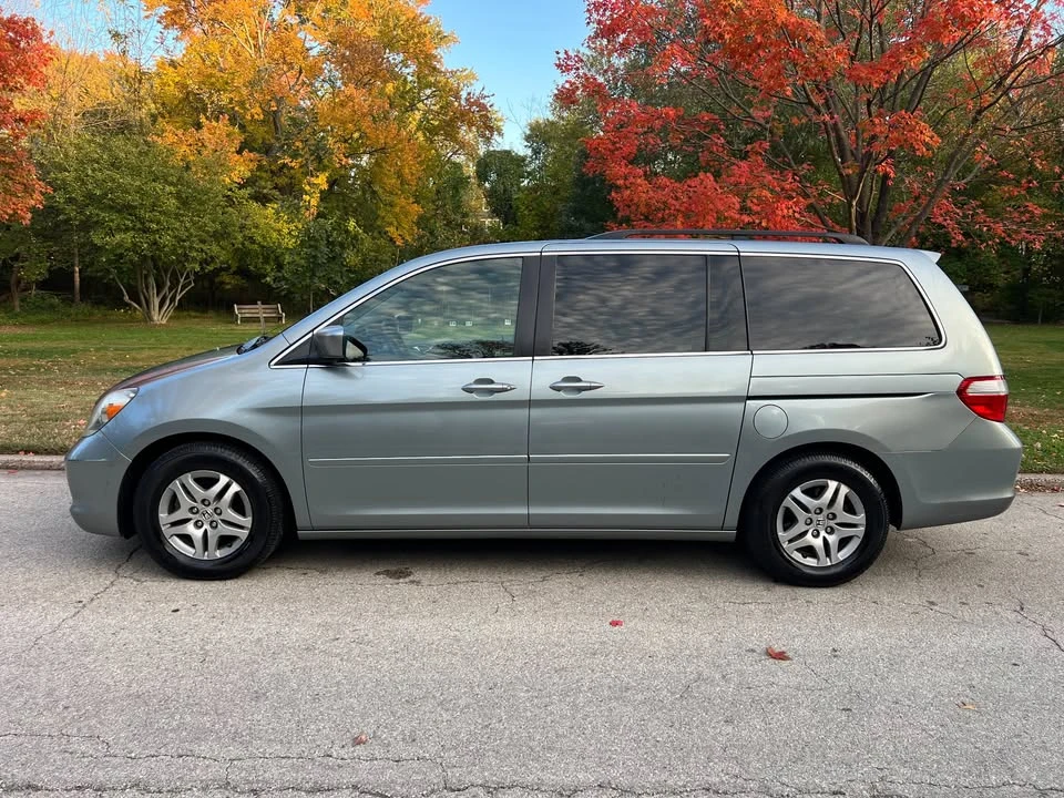 2005 Honda Odyssey - Image 8 of 20