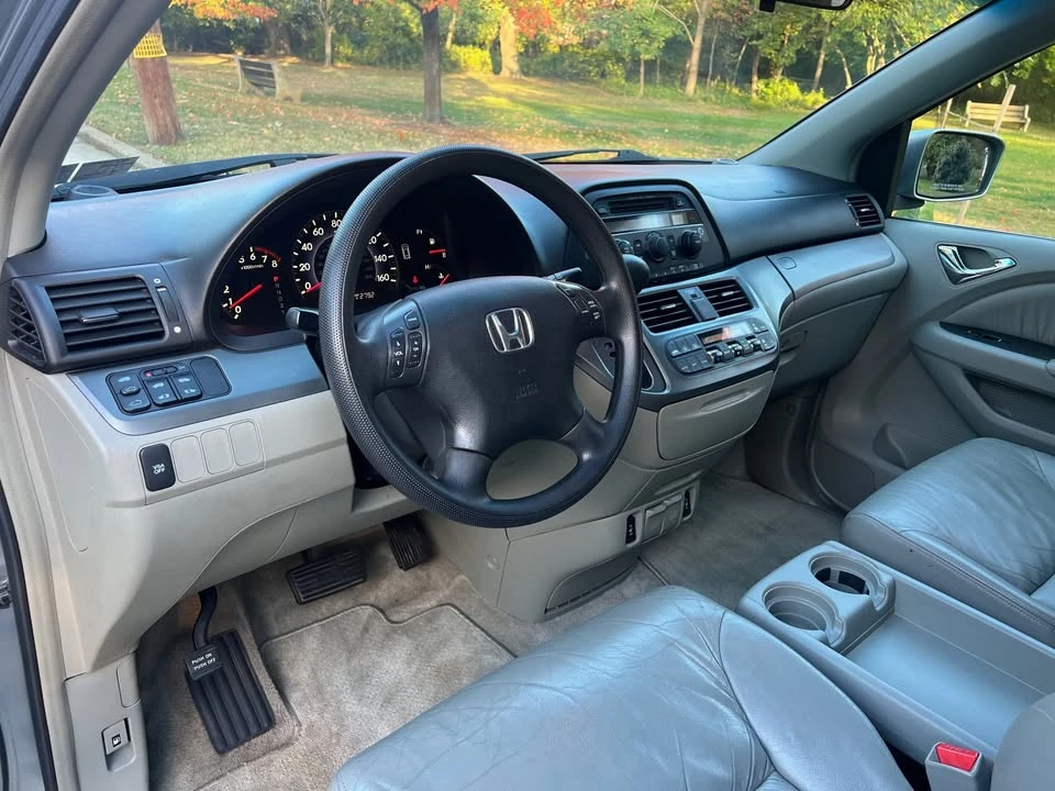 2005 Honda Odyssey - Image 12 of 20
