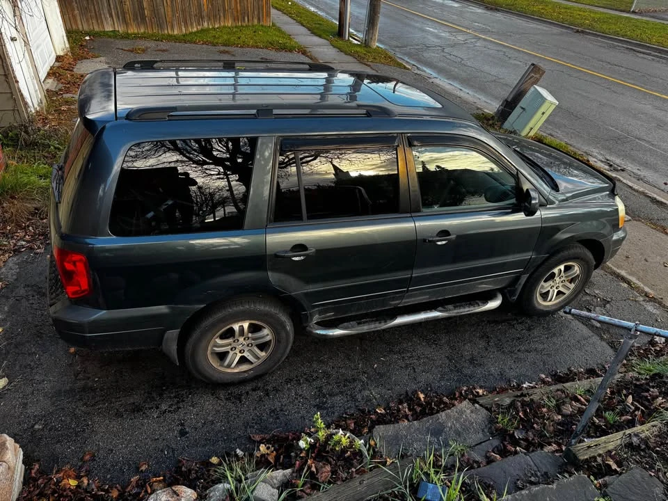 2005 Honda Pilot 1st Gen - Image 7 of 11