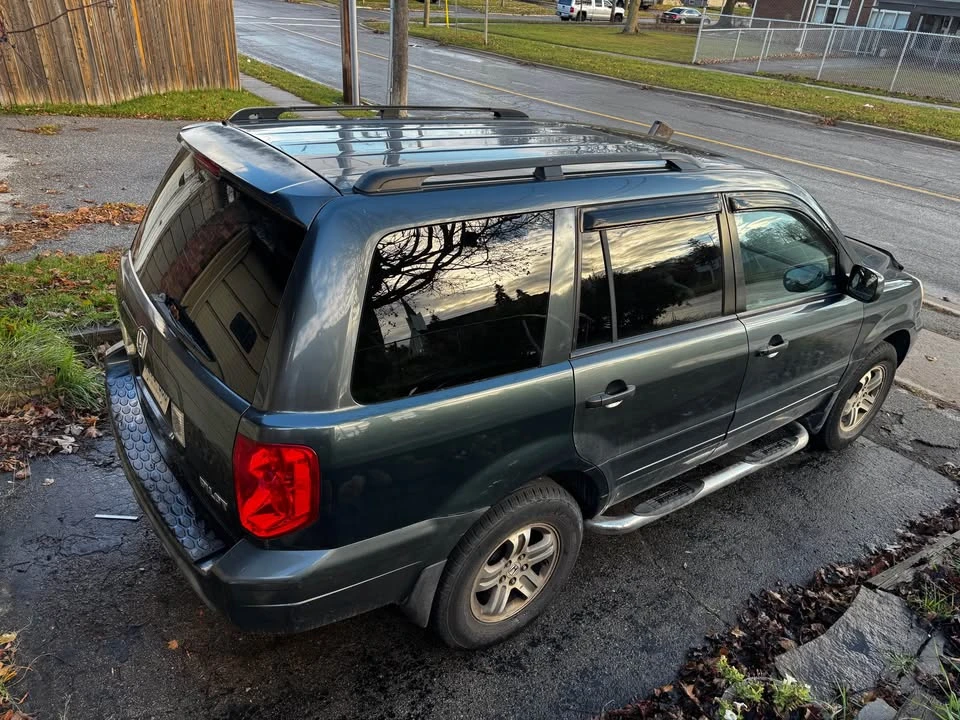 2005 Honda Pilot 1st Gen - Image 8 of 11