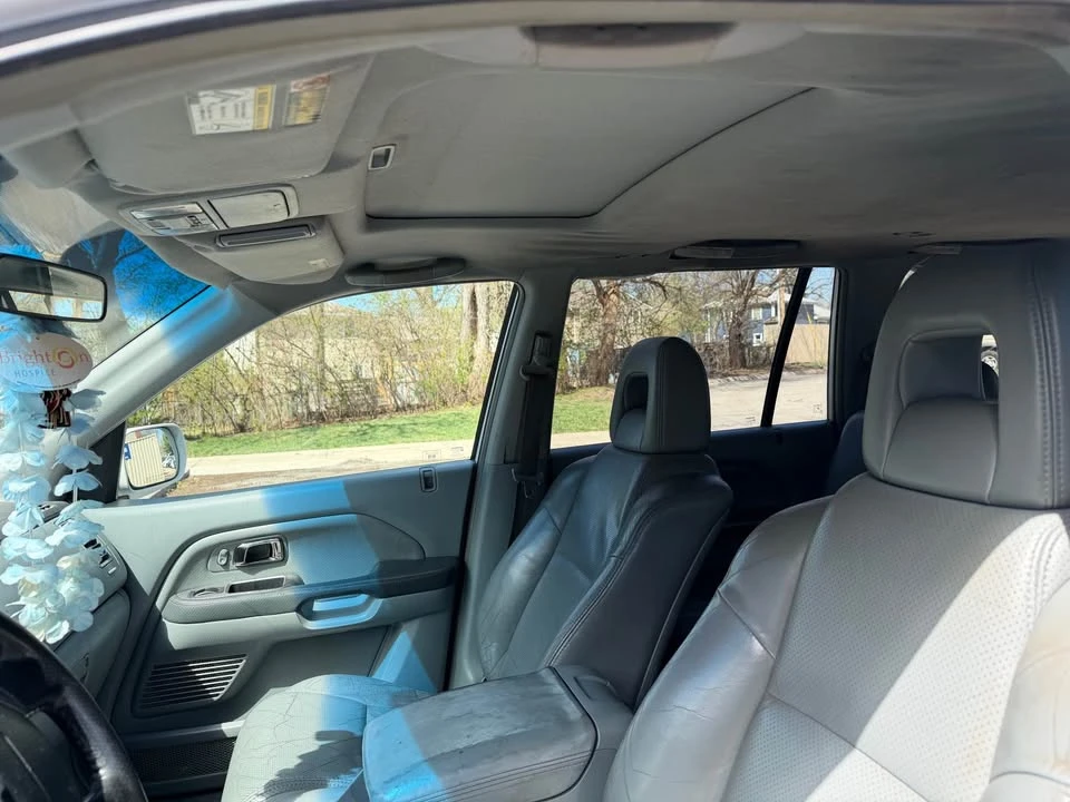 2005 Honda Pilot 1st Gen - Image 7 of 15