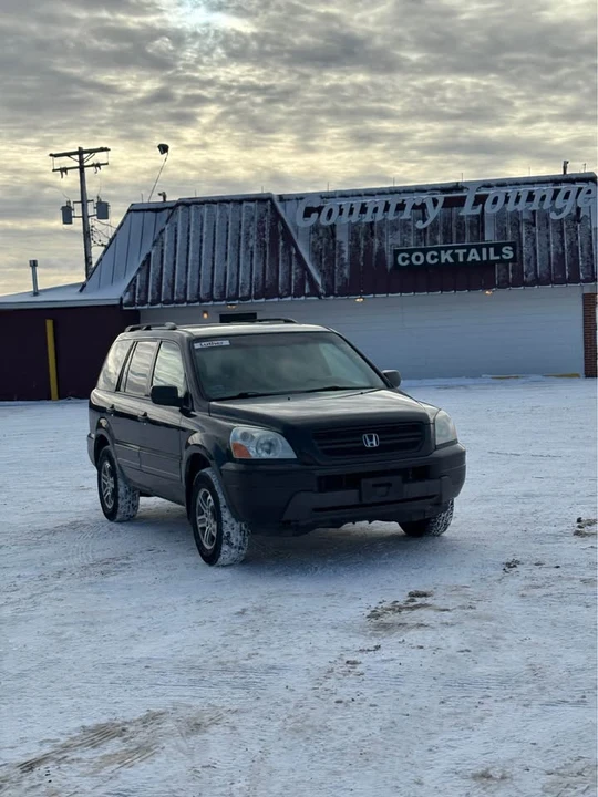 2005 Honda Pilot 1st Gen - Image 3 of 13