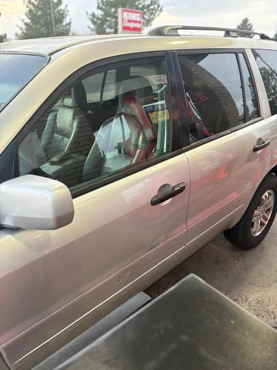 2005 Honda Pilot 1st Gen - Image 5 of 14