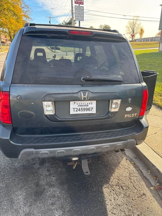 2005 Honda Pilot 1st Gen - Image 4 of 7