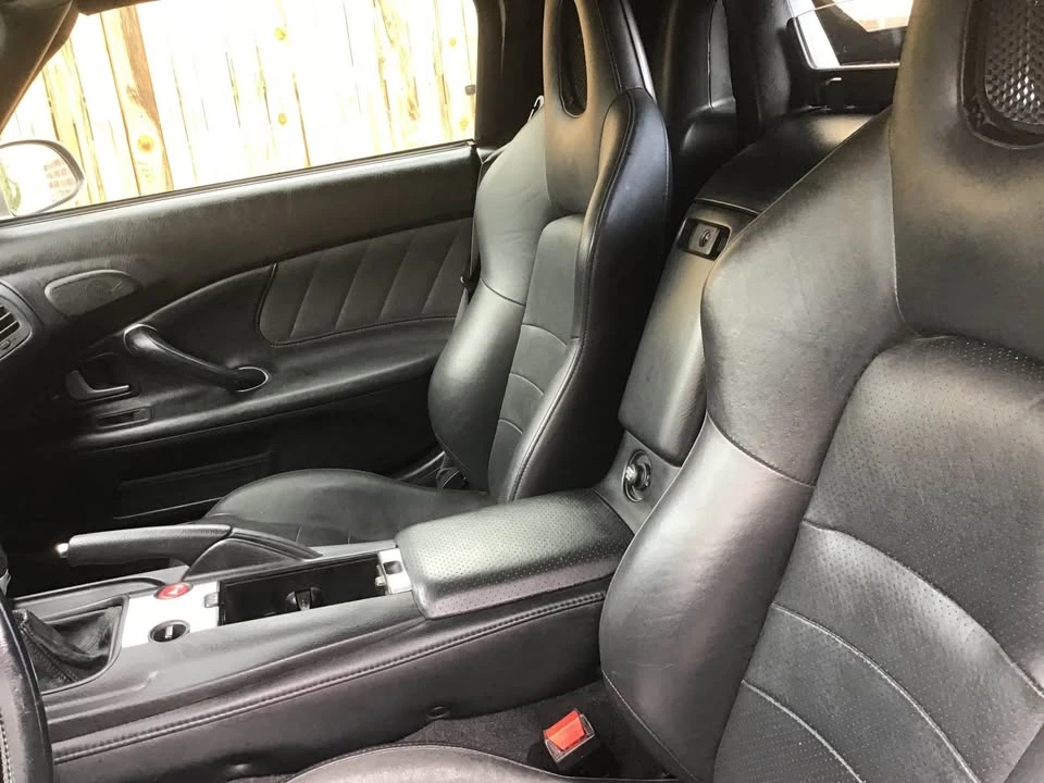 2005 Honda AP2 S2000 - Image 7 of 9