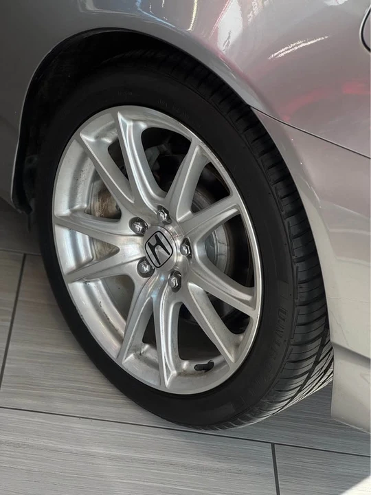 2005 Honda AP2 S2000 - Image 2 of 11