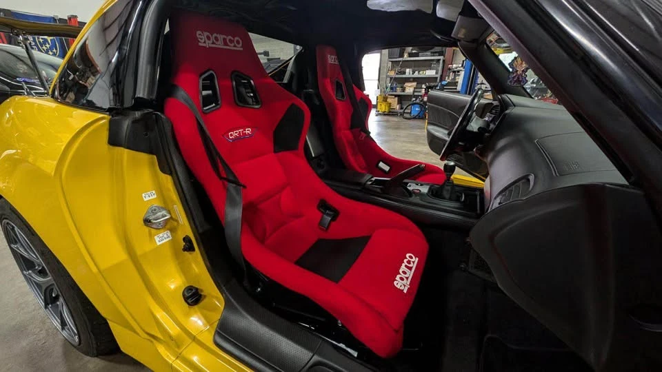 2005 Honda AP2 S2000 - Image 6 of 8