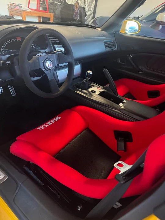 2005 Honda AP2 S2000 - Image 3 of 8