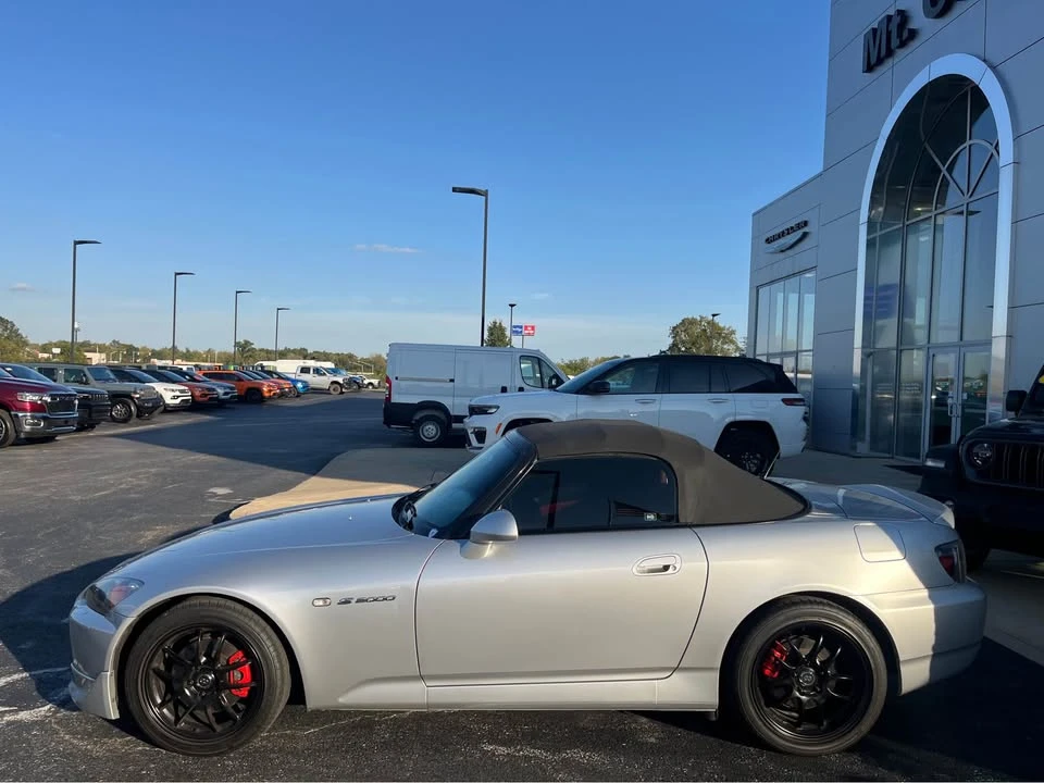 2005 Honda AP2 S2000 - Image 2 of 6