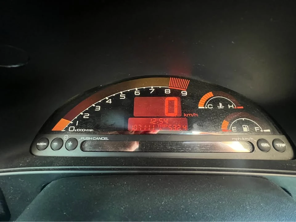 2005 Honda AP2 S2000 - Image 7 of 11