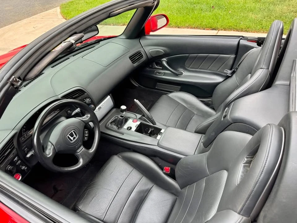 2005 Honda AP2 S2000 - Image 7 of 10