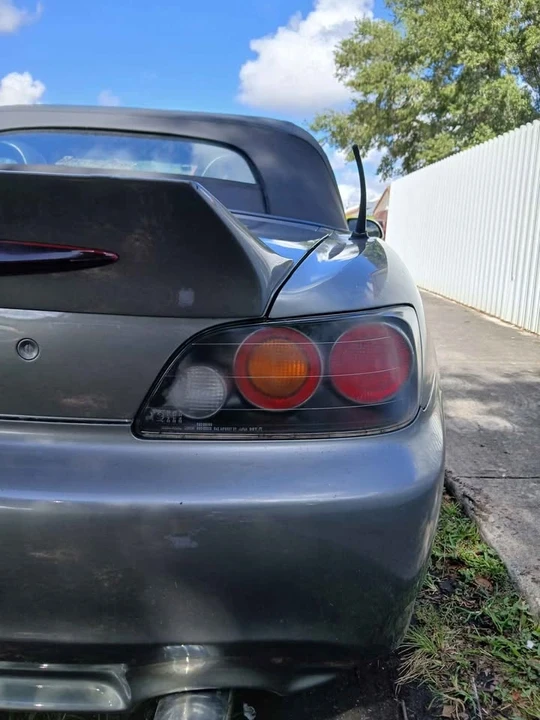 2005 Honda AP2 S2000 - Image 3 of 10