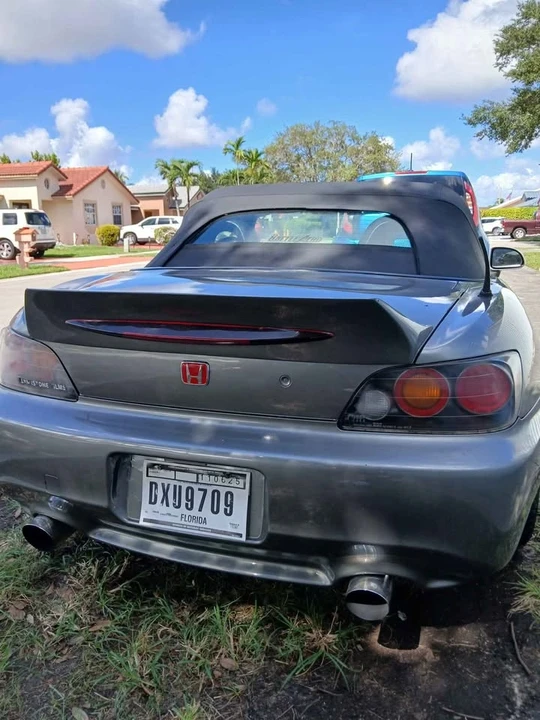 2005 Honda AP2 S2000 - Image 4 of 10