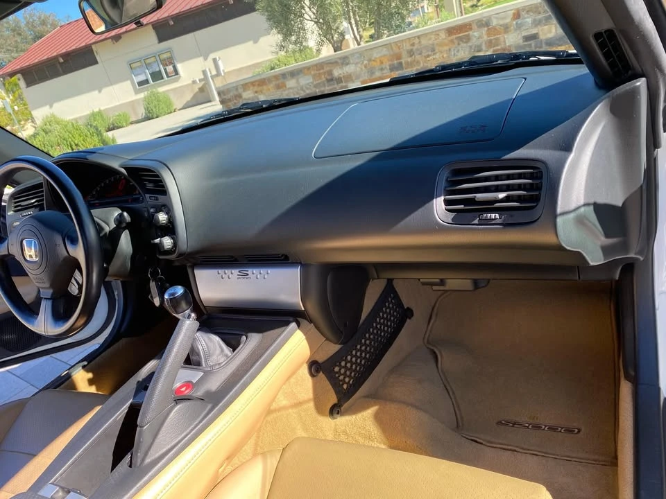 2005 Honda AP2 S2000 - Image 7 of 8