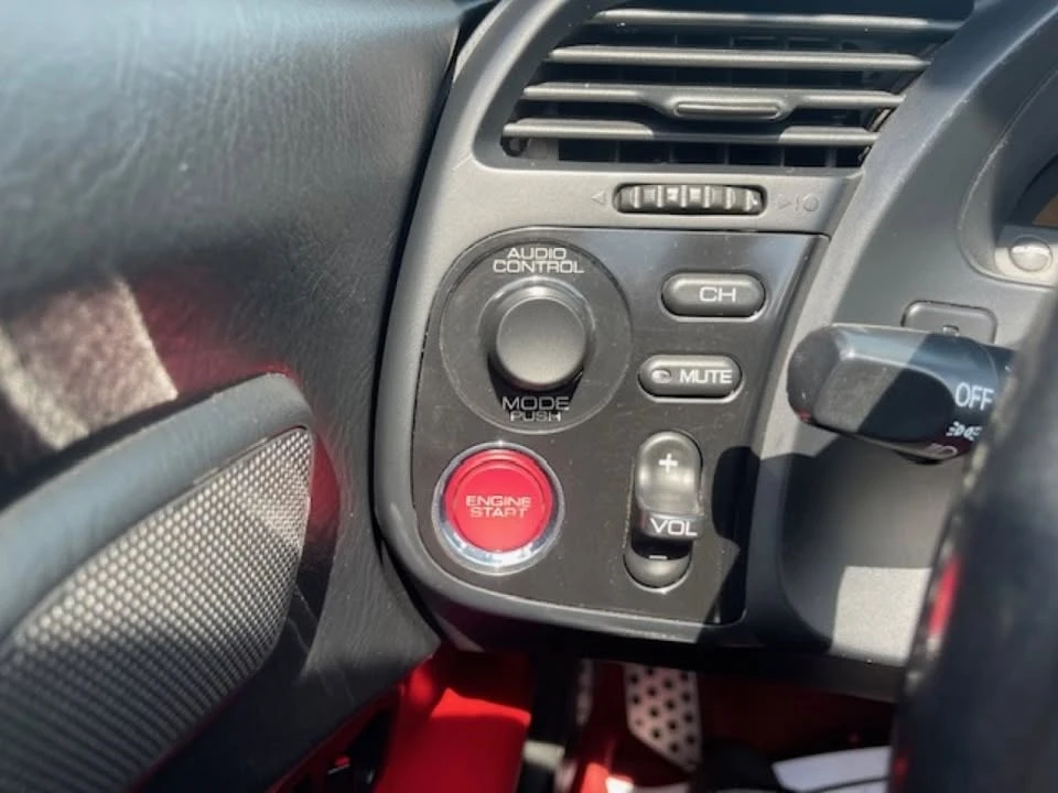 2005 Honda AP2 S2000 - Image 11 of 19