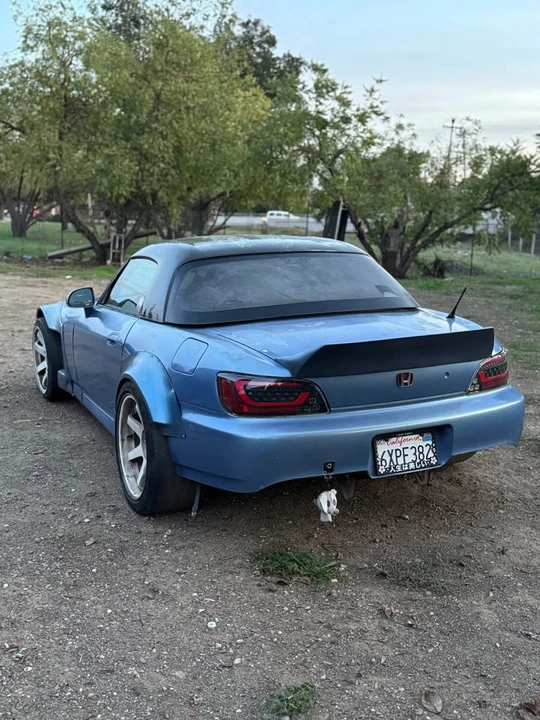 2005 Honda AP2 S2000 - Image 4 of 10