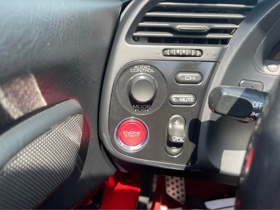 2005 Honda AP2 S2000 - Image 14 of 19