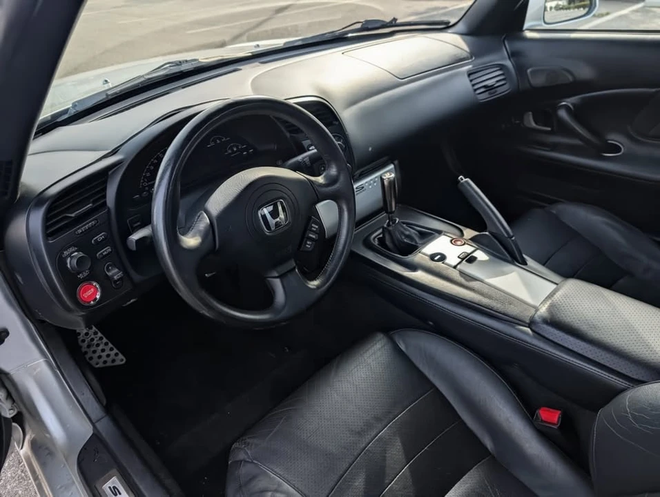 2005 Honda AP2 S2000 - Image 11 of 19