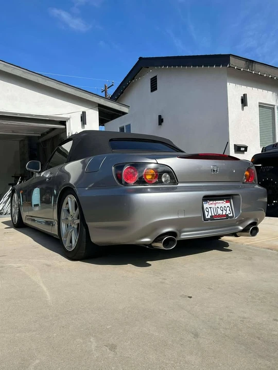 2005 Honda AP2 S2000 - Image 4 of 7
