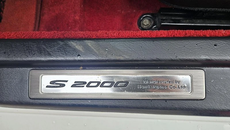 2005 Honda AP2 S2000 - Image 8 of 15