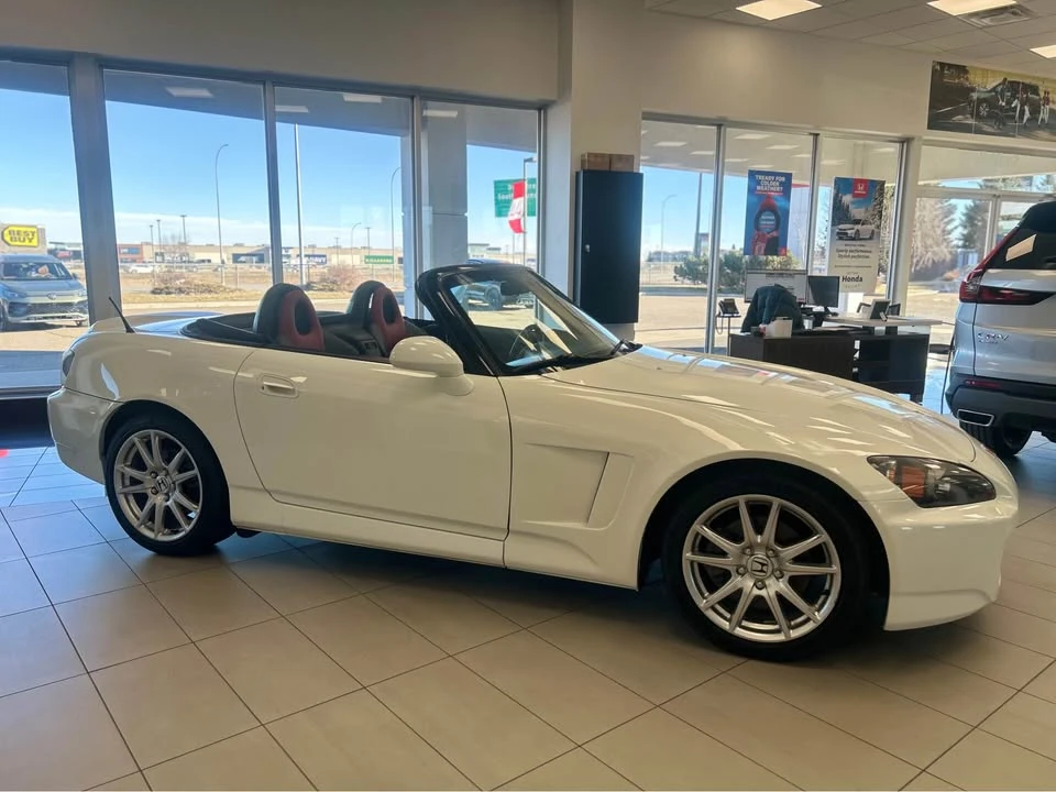 2005 Honda AP2 S2000 - Image 4 of 7
