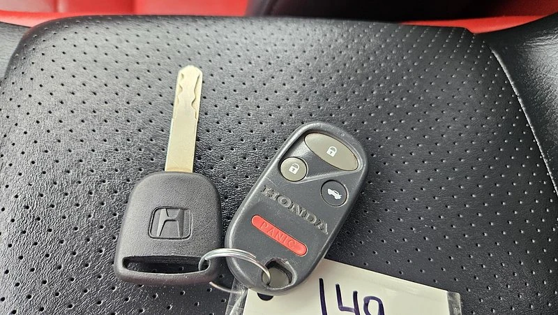 2005 Honda AP2 S2000 - Image 15 of 15