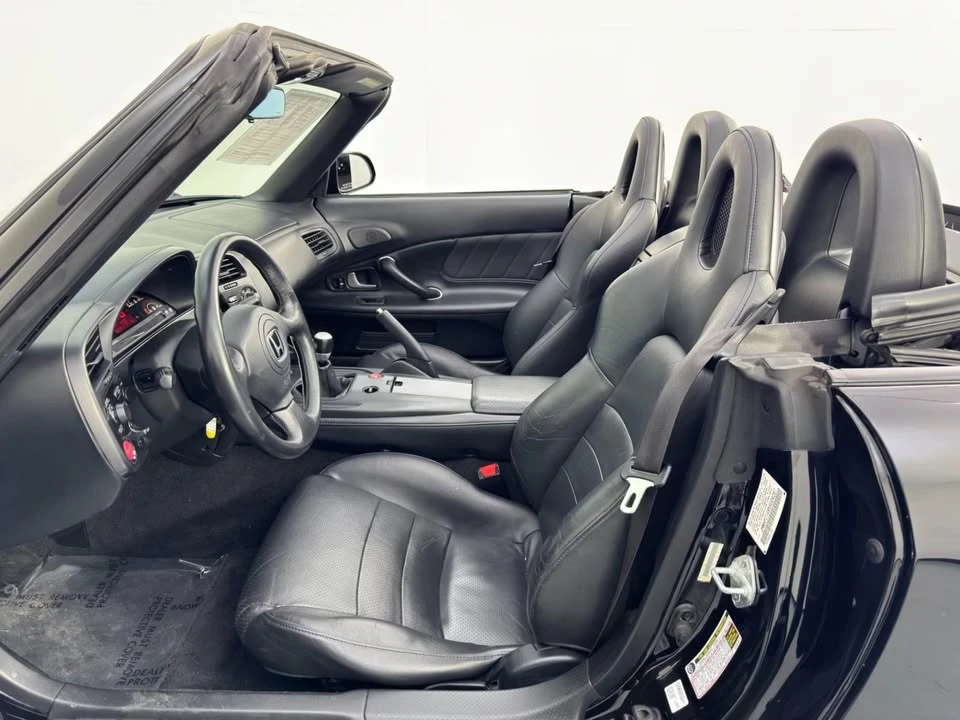 2005 Honda AP2 S2000 - Image 6 of 7