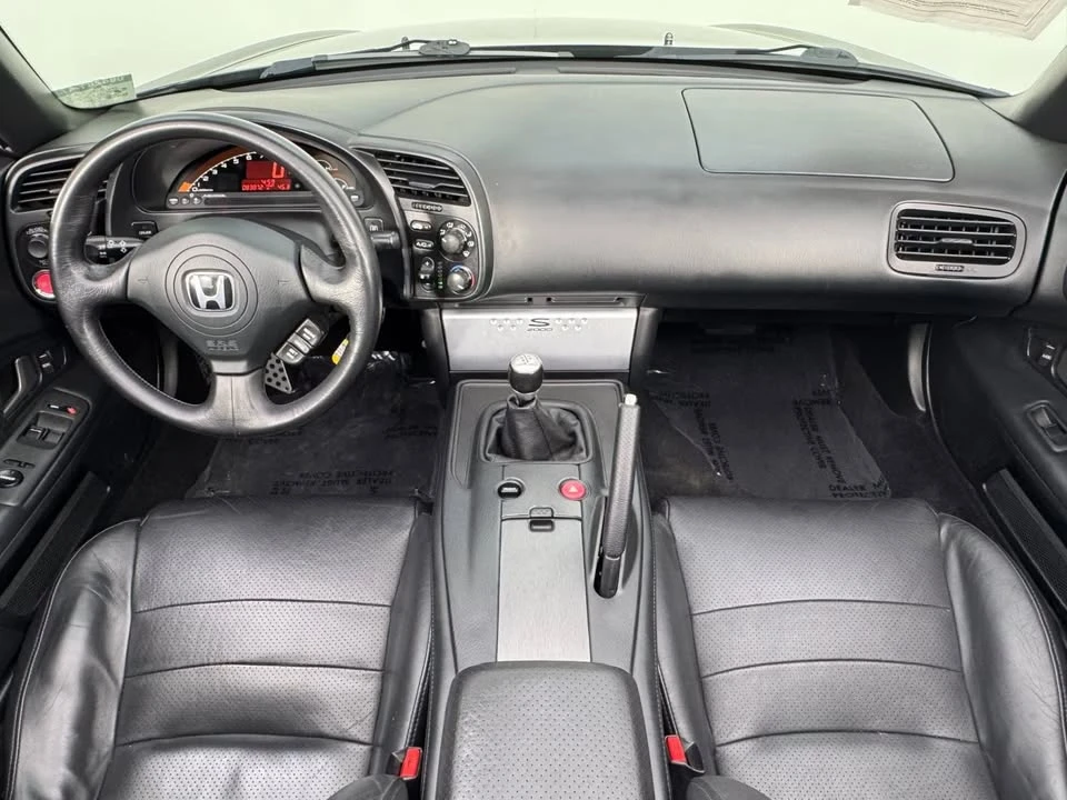 2005 Honda AP2 S2000 - Image 5 of 7
