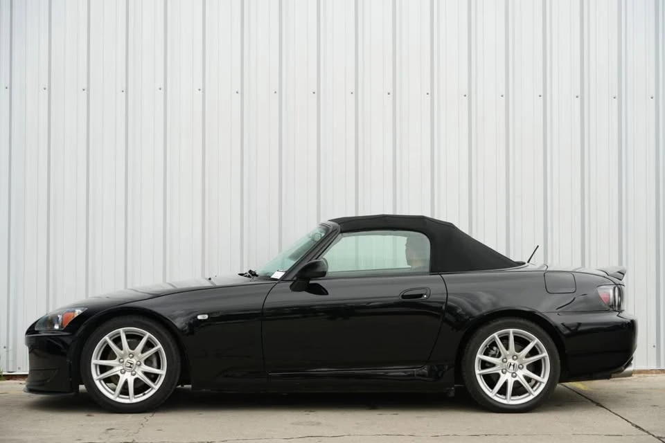 2005 Honda AP2 S2000 - Image 4 of 7