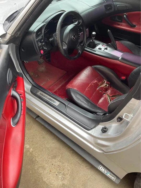 2005 Honda AP2 S2000 - Image 7 of 9