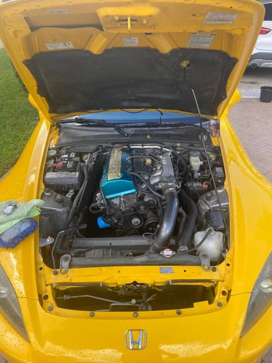 2005 Honda AP2 S2000 - Image 3 of 4