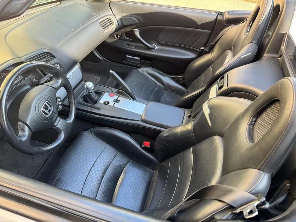 2005 Honda AP2 S2000 - Image 15 of 16