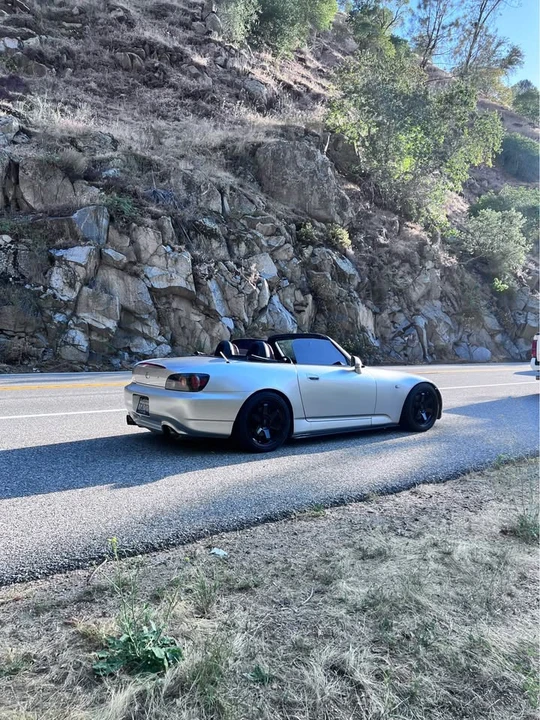 2005 Honda AP2 S2000 - Image 7 of 8