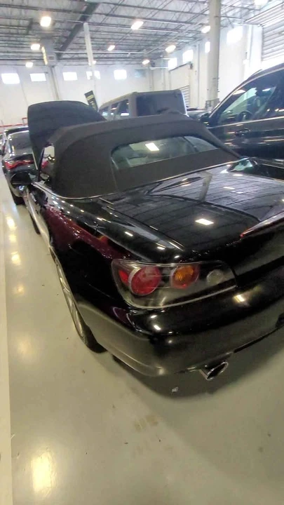 2005 Honda AP2 S2000 - Image 2 of 4